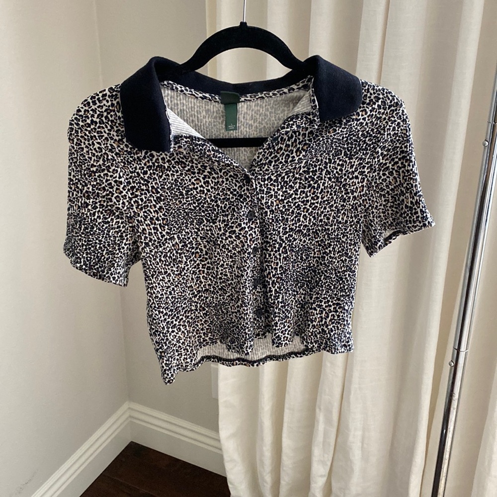 Wild Fable Cheetah Crop Size L